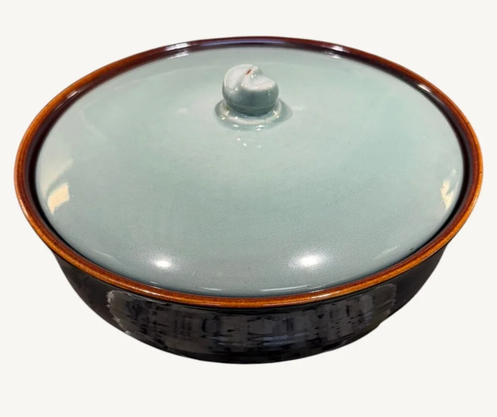 Vintage Red Wing Village Green 2 Qt Round Covered Casserole Brown Aqua MCM